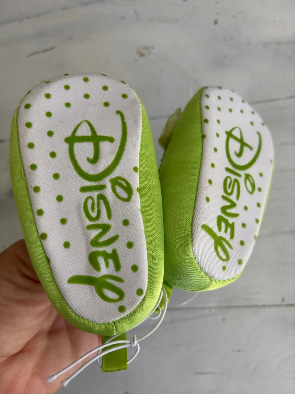 Disney baby shoes 0-6 months nwt princess and the frog 🐸 rare find offers welc